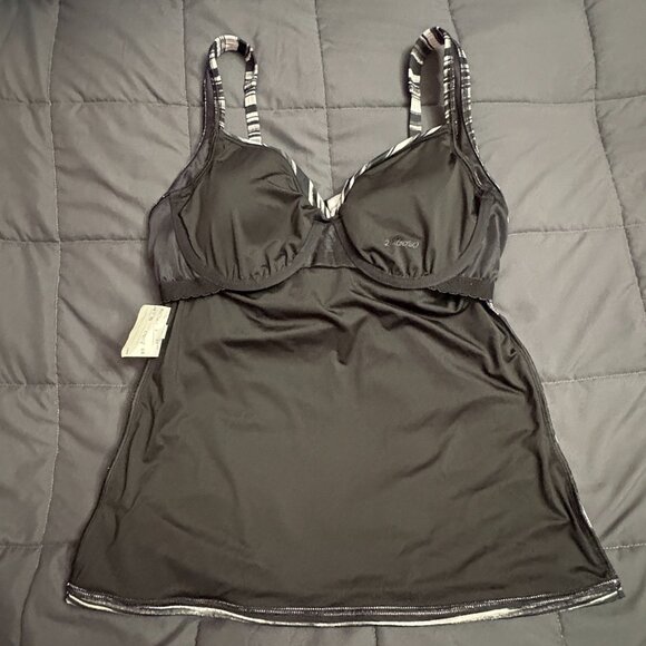 Lands' End V-Neck Wrap Underwire Tankini Swimsuit Top - Size: 8 Long - NWT - Picture 4 of 12